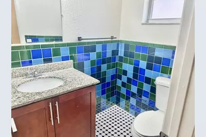 1095 SW 135th Pl, Miami, FL 33184 - Photo 9