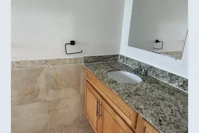 1095 SW 135th Pl, Miami, FL 33184 - Photo 15
