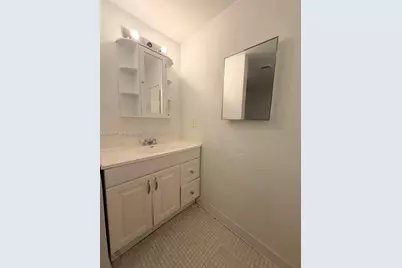 274 NE 141st St #3C, Miami, FL 33161 - Photo 13