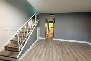 274 NE 141st St, Miami, FL 33161 - Photo 3
