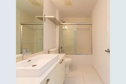151 SE 1st St #807, Miami, FL 33131 - Photo 39