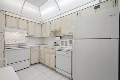 1980 S Ocean Dr #15A, Hallandale Beach, FL 33009 - Photo 5