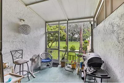 [Address not provided], Pembroke Pines, FL 33027 - Photo 23