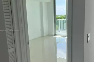 7825 NW 107th Ave, Doral, FL 33178 - Photo 5