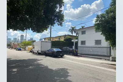 1168 SW 3rd St #3, Miami, FL 33130 - Photo 1