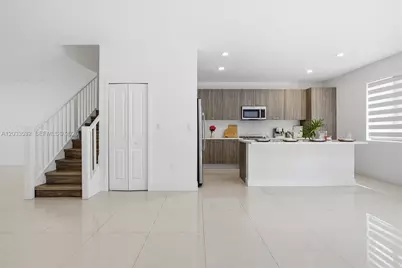 13642 SW 157th Pl, Miami, FL 33196 - Photo 11