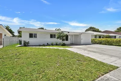 814 NE 4th St, Hallandale Beach, FL 33009 - Photo 19