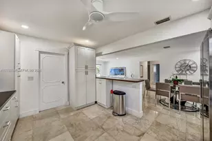 814 NE 4th St, Hallandale Beach, FL 33009 - Photo 27