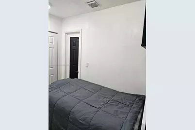 2348 W 56th St #19, Hialeah, FL 33016 - Photo 9