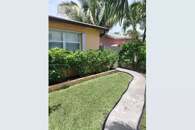 1307 SE Flamingo Dr, Lantana, FL 33462 - Photo 7