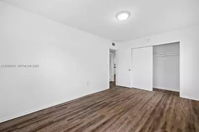 16117 NE 19th Ct #7, North Miami Beach, FL 33162 - Photo 9