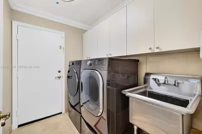 18611 SW 39th St, Miramar, FL 33029 - Photo 37