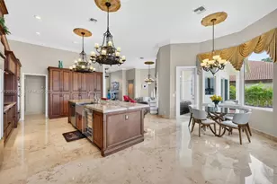 18611 SW 39th St, Miramar, FL 33029 - Photo 13