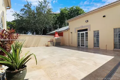 8160 Geneva Ct #303, Doral, FL 33166 - Photo 19