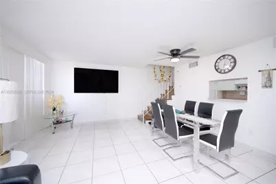 1255 W 53rd St #306, Hialeah, FL 33012 - Photo 5