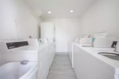1255 W 53rd St #306, Hialeah, FL 33012 - Photo 25