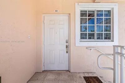2741 NE 4th St #202, Homestead, FL 33033 - Photo 7
