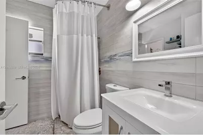 317 S Riverside Dr, Pompano Beach, FL 33062 - Photo 11