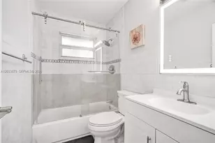 200 SE 3rd St, Pompano Beach, FL 33060 - Photo 31
