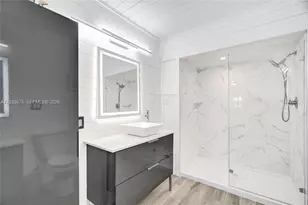 200 SE 3rd St, Pompano Beach, FL 33060 - Photo 27