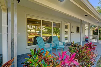 200 SE 3rd St, Pompano Beach, FL 33060 - Photo 11