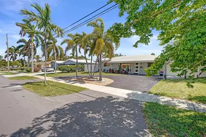 200 SE 3rd St, Pompano Beach, FL 33060 - Photo 7