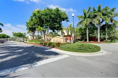 9303 SW 227th St #4-3, Cutler Bay, FL 33190 - Photo 1