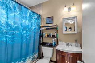 247 NW 51st Ave, Miami, FL 33126 - Photo 21