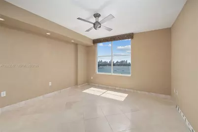 1900 Sunset Harbour Dr #1008, Miami Beach, FL 33139 - Photo 7