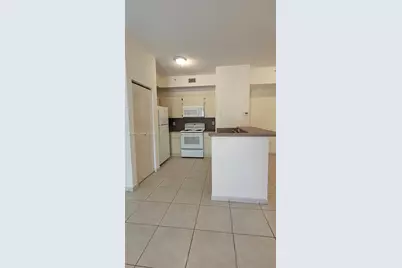 7280 NW 114th Ave #205-8, Doral, FL 33178 - Photo 7