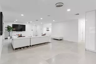 3325 NE 167th St, North Miami Beach, FL 33160 - Photo 5