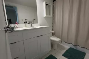 5161 Collins Ave, Miami Beach, FL 33140 - Photo 11