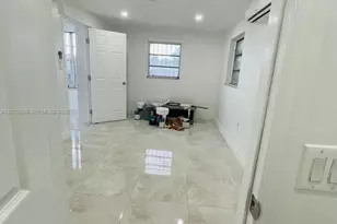2437 NW 98th St, Miami, FL 33147 - Photo 13