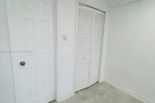 2437 NW 98th St, Miami, FL 33147 - Photo 11