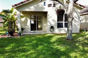 3910 NE 10th Dr, Homestead, FL 33033 - Photo 7
