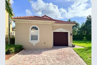 3910 NE 10th Dr, Homestead, FL 33033 - Photo 1