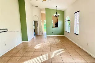 3910 NE 10th Dr, Homestead, FL 33033 - Photo 9