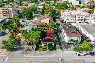 1267 NW 3rd St, Miami, FL 33125 - Photo 7