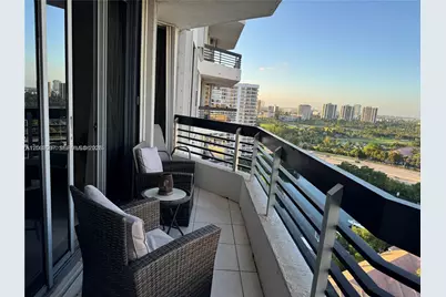 3530 Mystic Pointe Dr #1907, Aventura, FL 33180 - Photo 7