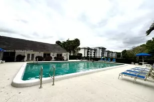 731 N Pine Island Rd, Plantation, FL 33324 - Photo 23