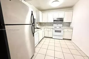 731 N Pine Island Rd, Plantation, FL 33324 - Photo 9