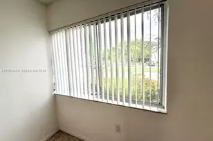 731 N Pine Island Rd, Plantation, FL 33324 - Photo 13