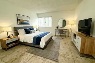731 N Pine Island Rd, Plantation, FL 33324 - Photo 11