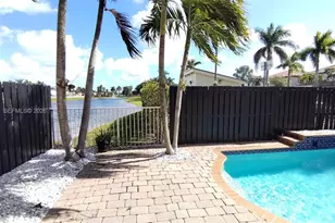 6743 SW 163rd Pl, Miami, FL 33193 - Photo 3