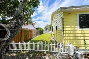 2330 Scott St, Hollywood, FL 33020 - Photo 21