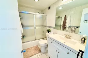400 Kings Point Dr, Sunny Isles Beach, FL 33160 - Photo 15