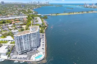 11930 N Bayshore Dr, North Miami, FL 33181 - Photo 43