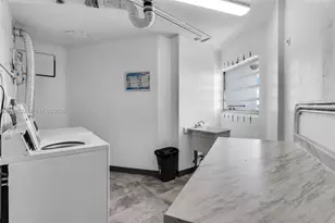 11930 N Bayshore Dr, North Miami, FL 33181 - Photo 29