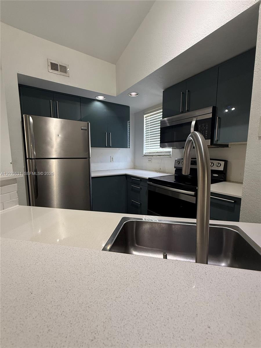 13060 Vista Isles Dr #222 - 13060 Vista Isles Dr #222, Sunrise, FL 33325 Luxury Property | Jose Angel Pina