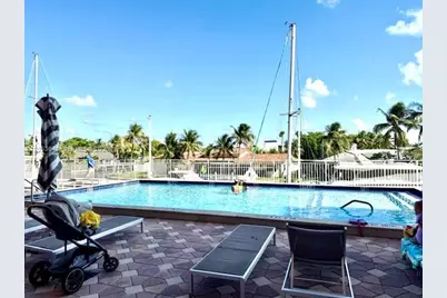 2450 NE 135th St #704, North Miami, FL 33181 - Photo 3